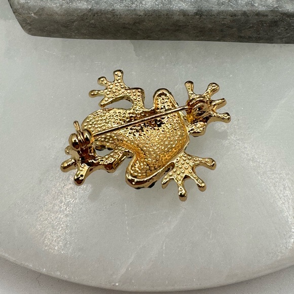 3/$20 Adorable Sparkly Frog Pin Brooch Gold-tone - Picture 7 of 7